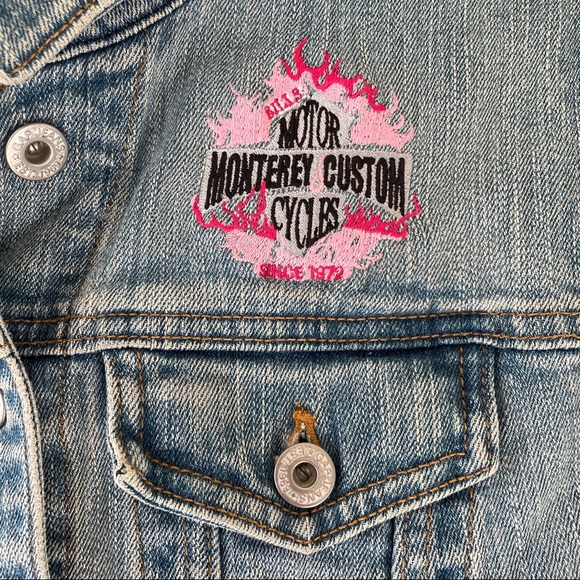 NWOT Gap Denim Jacket with Custom Motorcycle Embroidery - Picture 3 of 5